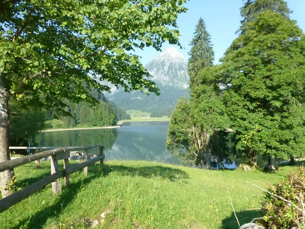 Berghotel Obersee Näfels Exterior foto